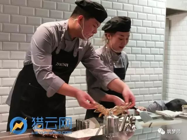 京东的新零售长什么样？7Fresh正式开业，餐饮+超市模式、刷脸支付，正面PK盒马鲜生