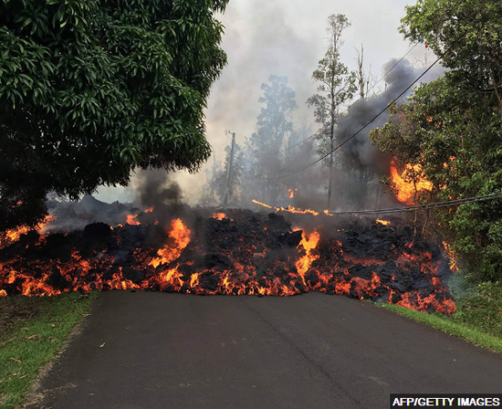 夏威夷火山持续喷发 谷歌地图捕捉到不明飞行物