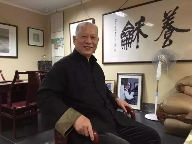 书画实践与理论研究指导下的画廊经营