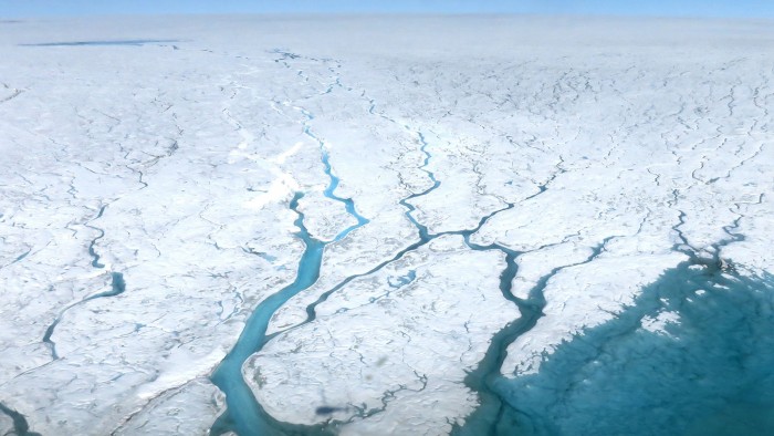 南极裂缝将可能导致不稳定冰架崩溃并带来可怕后果