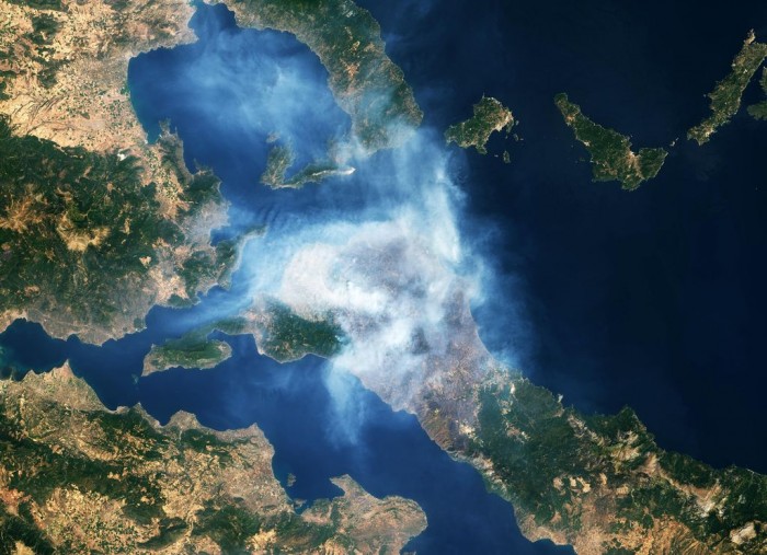 希腊致命大火仍在蔓延 今年烧毁森林面积已经超过11万公顷